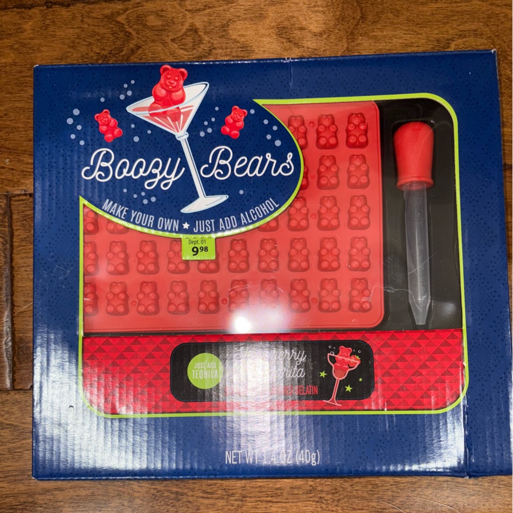 Boozy Bears Gummy Making Kit with Dropper